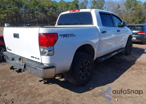 2009 Toyota Tundra Sr5 5.7L V8 z USA, uszkodzony, nr VIN 5TFDW54139X089583